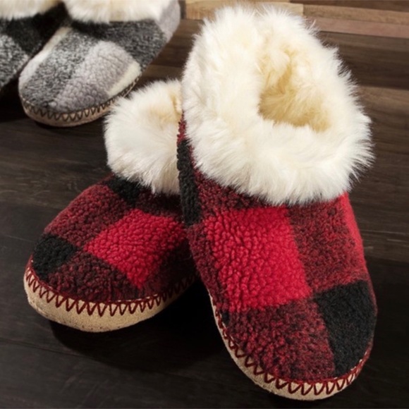 1 LEFT! Buffalo Plaid Fur Lined Ultra Soft Non Slip Stay Home Weekend Slipper - Picture 5 of 5